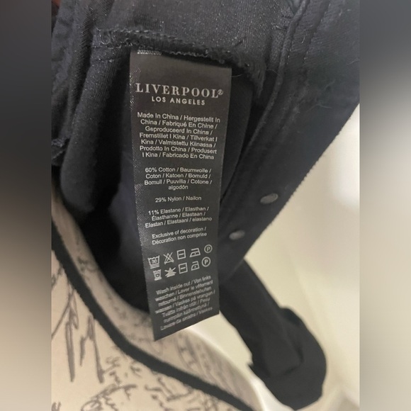 Liverpool Powerflex knit denim jacket - Picture 10 of 12
